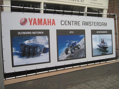 Spandoek-Yamaha-Centre-Amsterdam.jpg